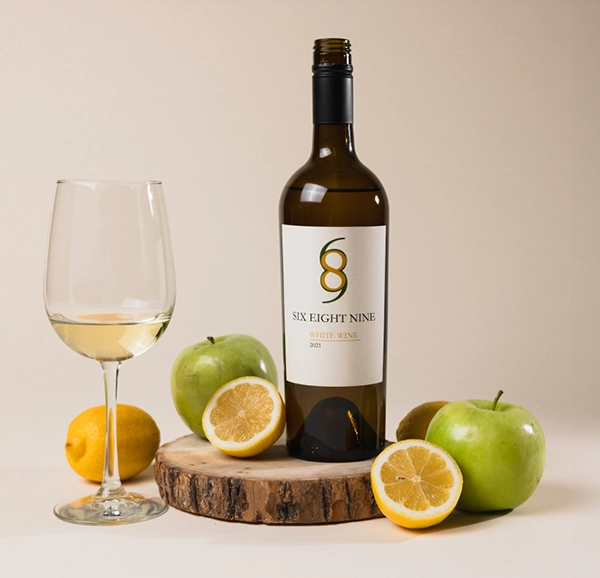 Six Eight Nine White wine type 2